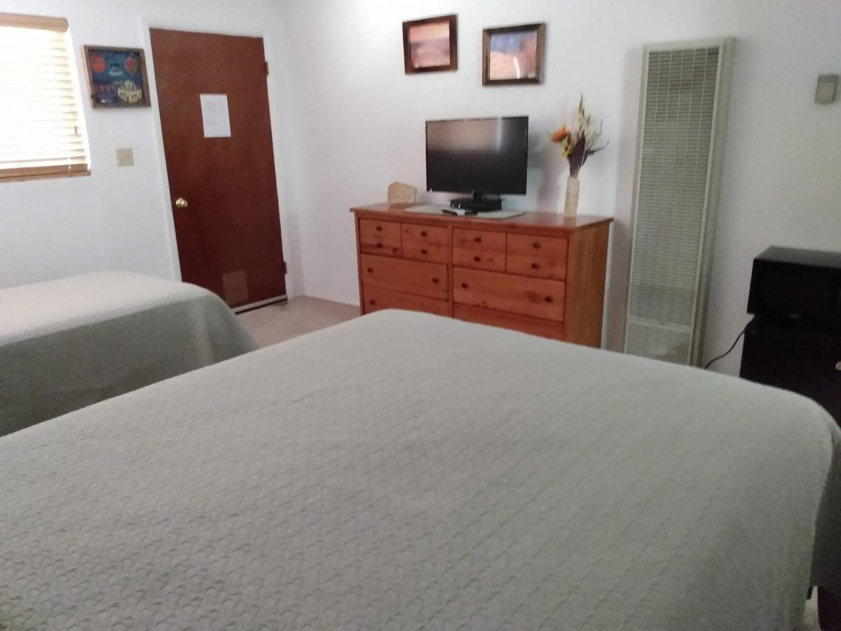 Mokee Motel บลัฟฟ์ ภายนอก รูปภาพ